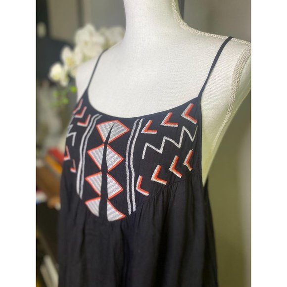 BB Dakota Kase Black Embroidered High-Low Dress XS - Picture 8 of 10